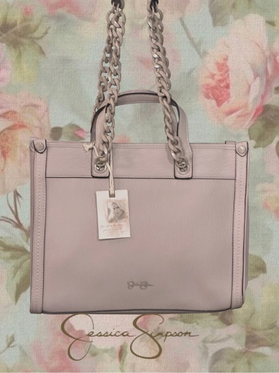 Jessica Simpson Handbags - NWT Jessica Simpson Dawn Alexis Tote Bag – Monochromatic Chain Blush Cream
